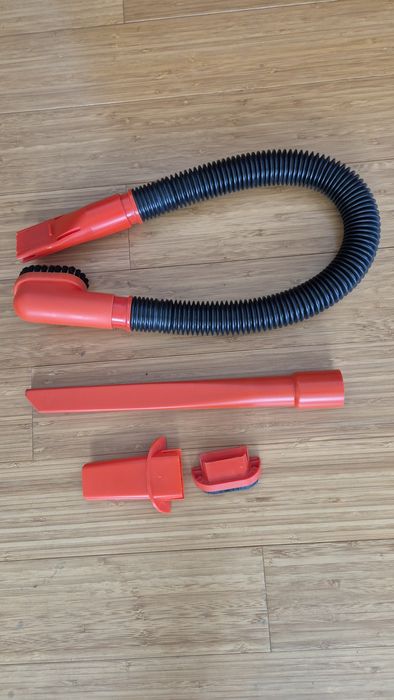 Odkurzacz samochodowy Black and Decker