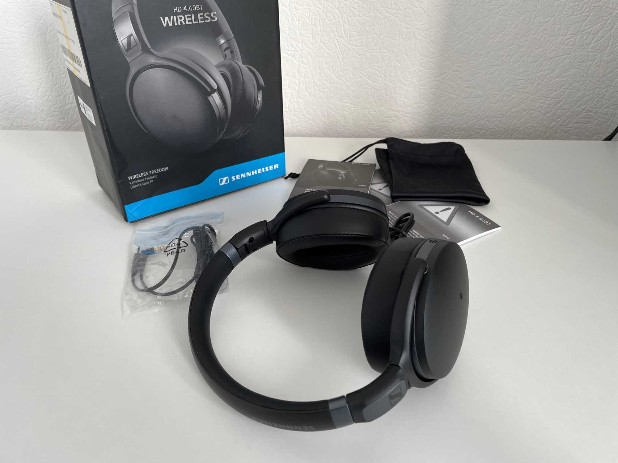 Bluetooth навушники Sennheiser HD 4.40 BT Wireless