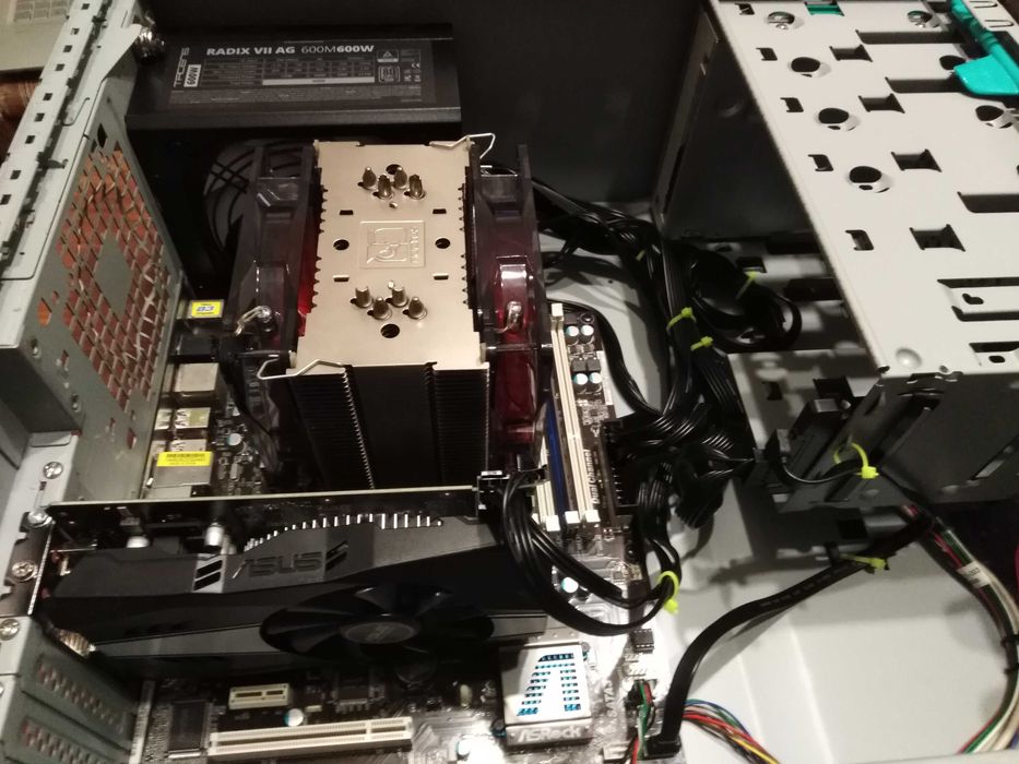 Intel i7 3770 | 250GB SSD | GTX 1060 3GB | 12GB DDR3 | Win 10Pro |