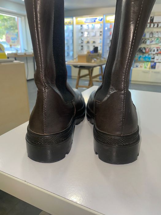 Взуття шкіряне 39 розмір