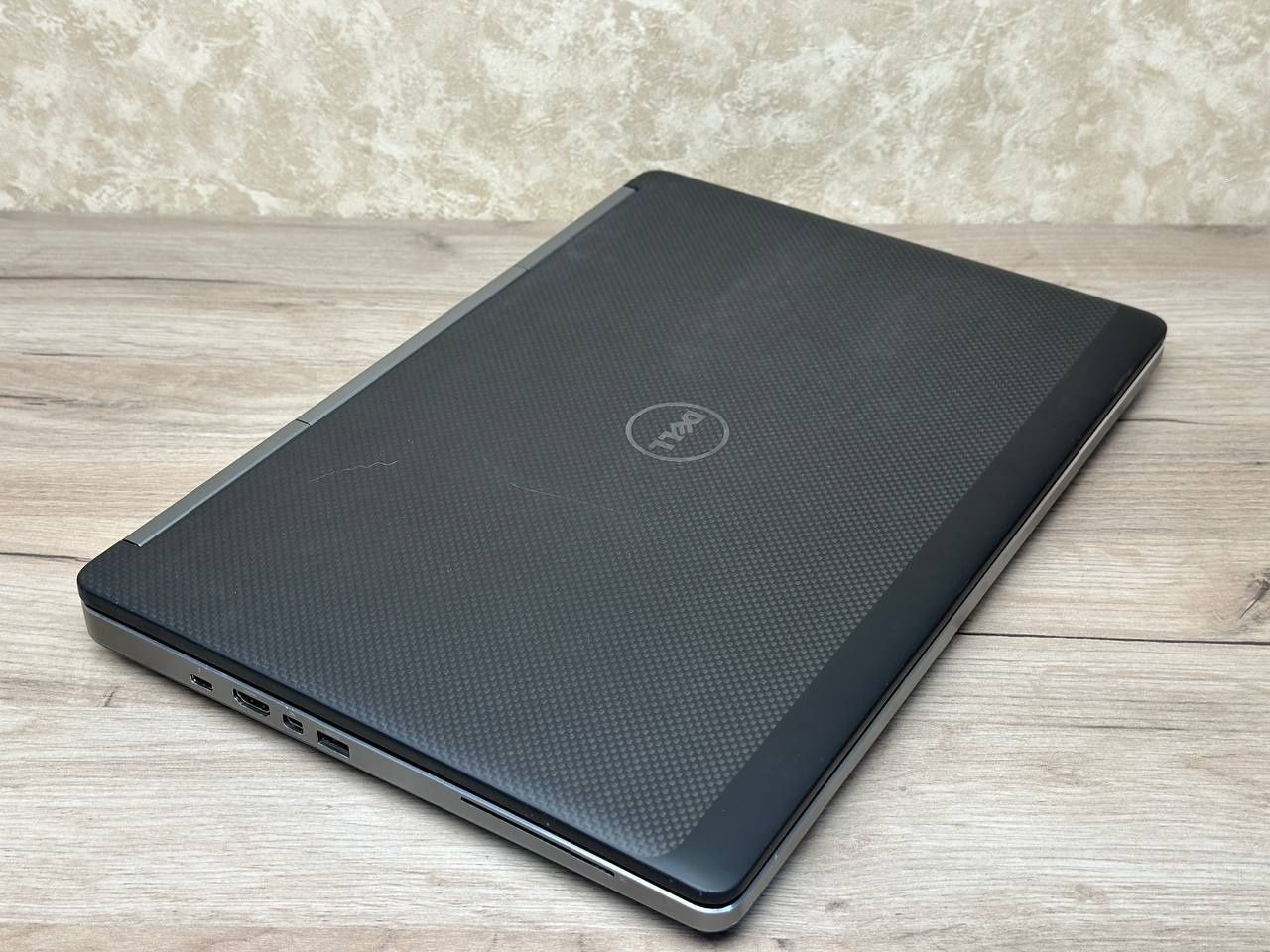 Dell Precision 7520 i7-6820hq 16/512 видеокарта 4gb gddr5