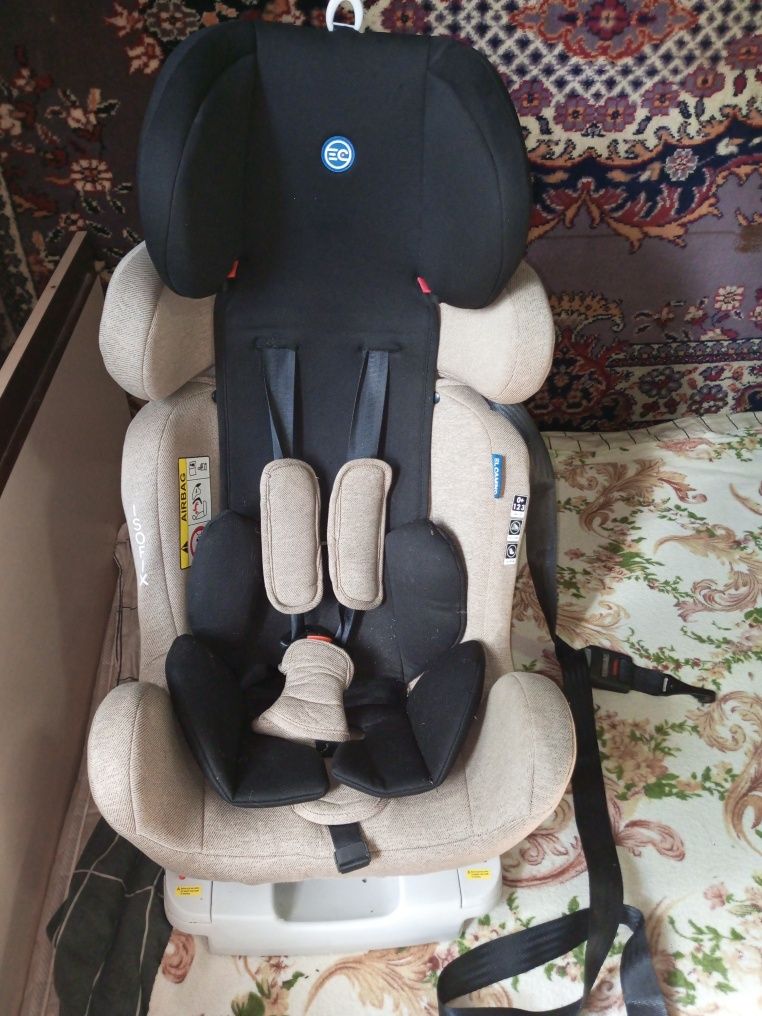 Автокрісло isofix  від 0 до 6 років