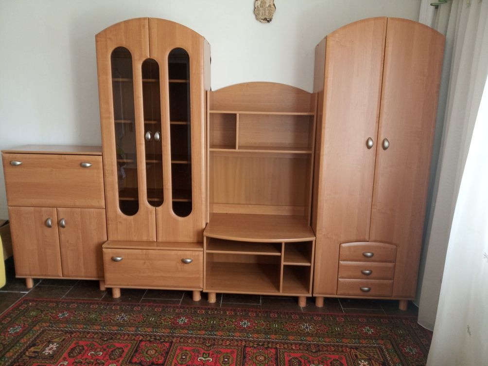 Мебель у вітальню