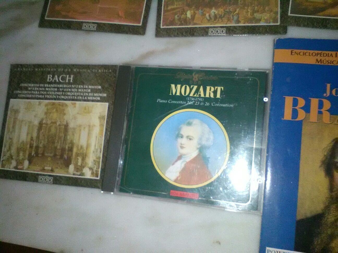 Conjunto de 12 Cd's de Música Clássica