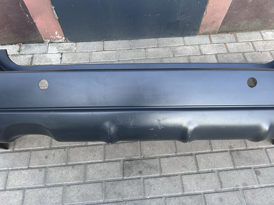 Zderzak tył Subaru Forester II 02-06r. 4x PDC oryginał