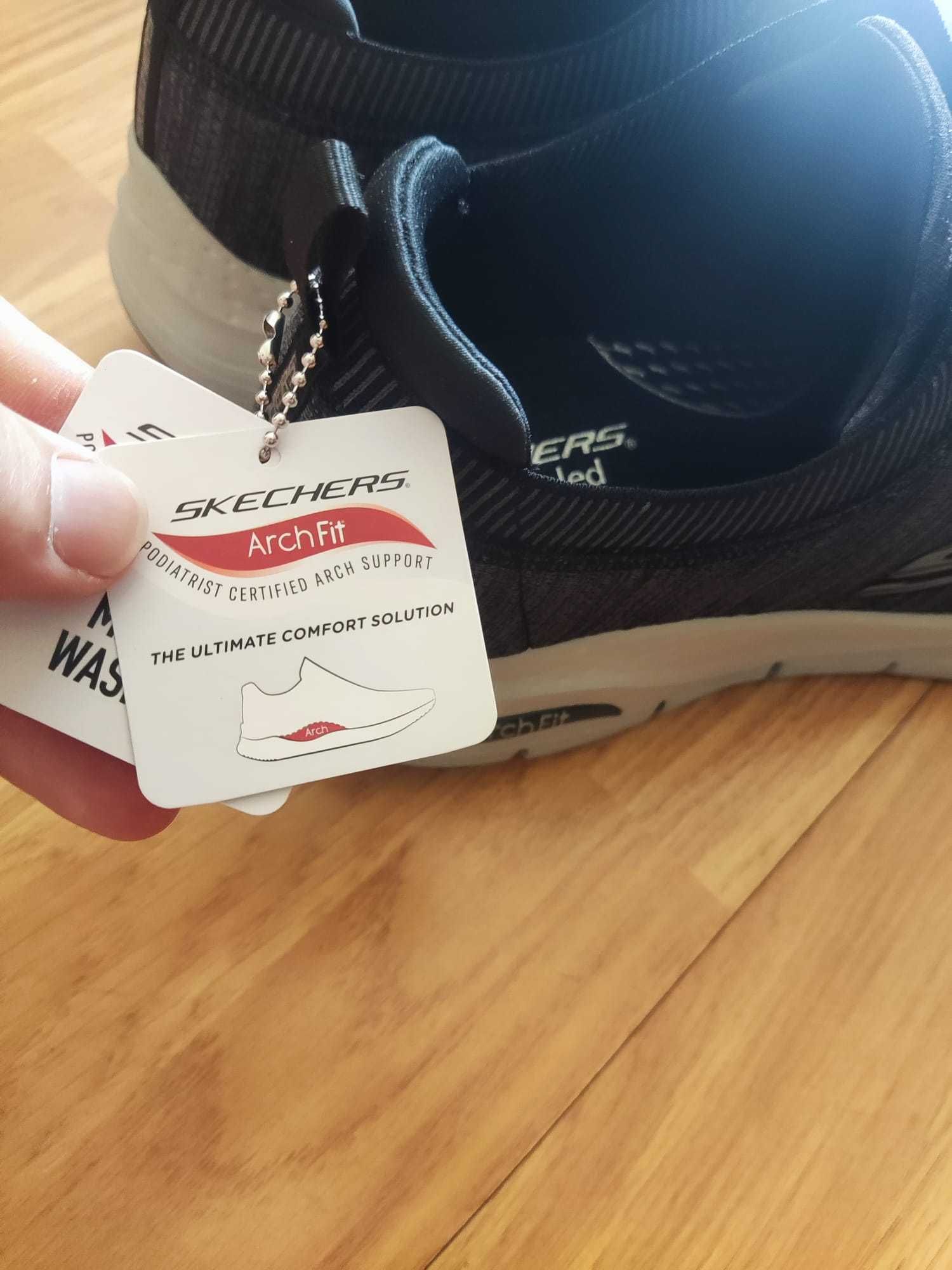 Sapatilhas Skecher arch fit NOVAS