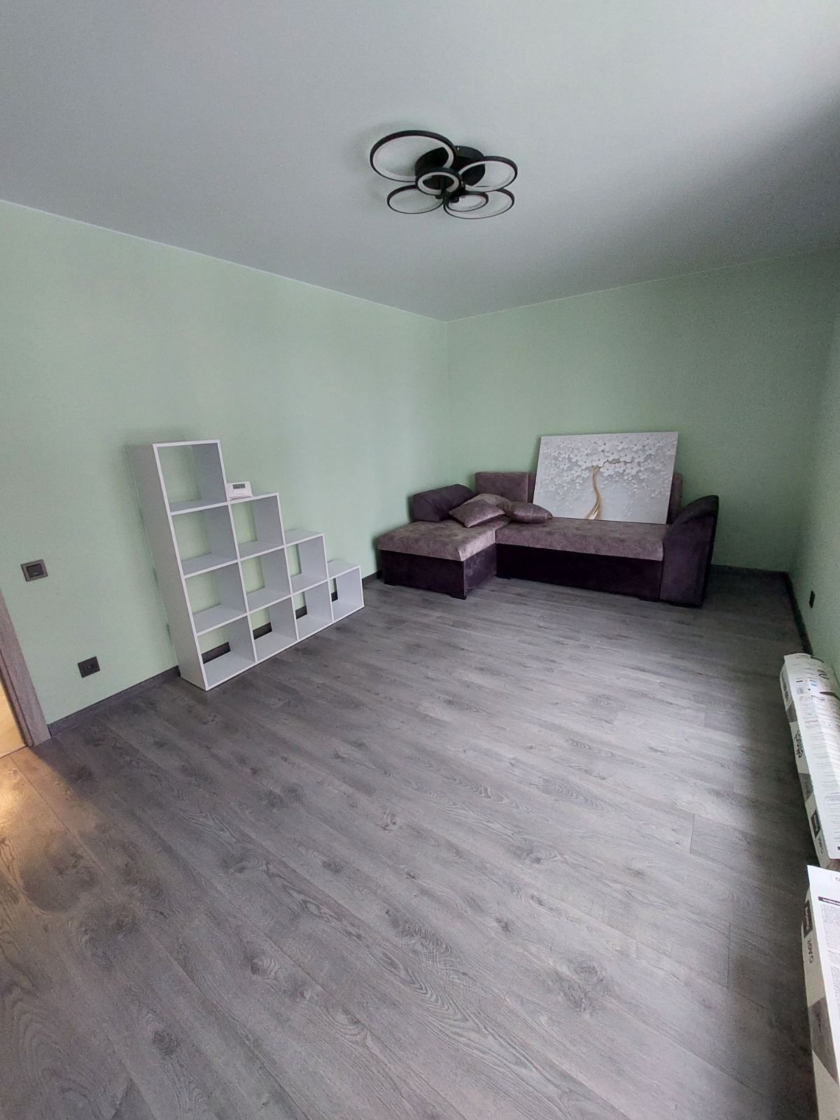 Продаж 2к квартири 61.7 кв. м на вул. Микулинецька