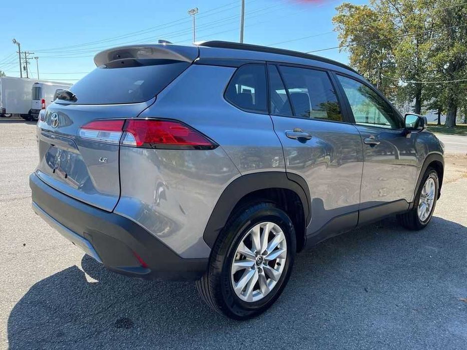 2022 Toyota Corolla Cross LE
