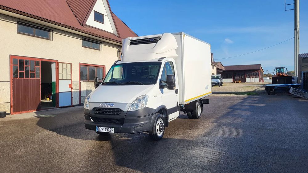 Iveco Daily 35c13 / 35c15/50c15/ mroźnia  /  chłodnia /izoterma/kontener Polski salon