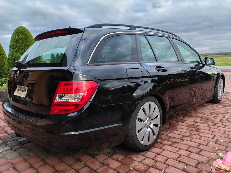 Okazja!! Mercedes c klasa w204 polift 2013rok bez wkładu do opłat