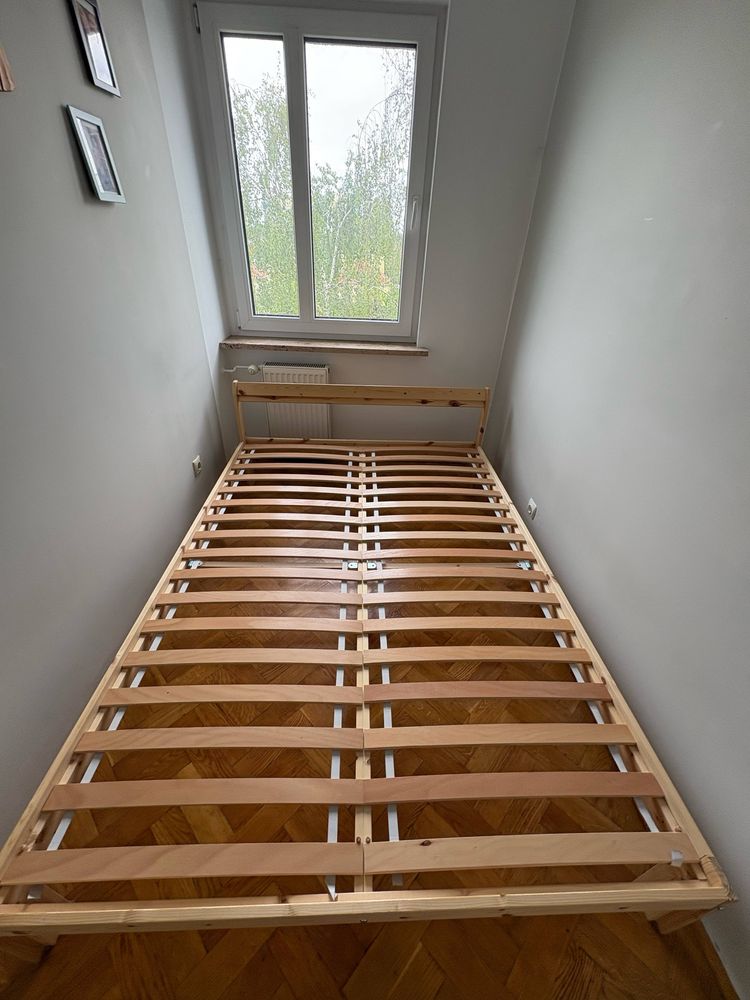 Łóżko z materacem IKEA