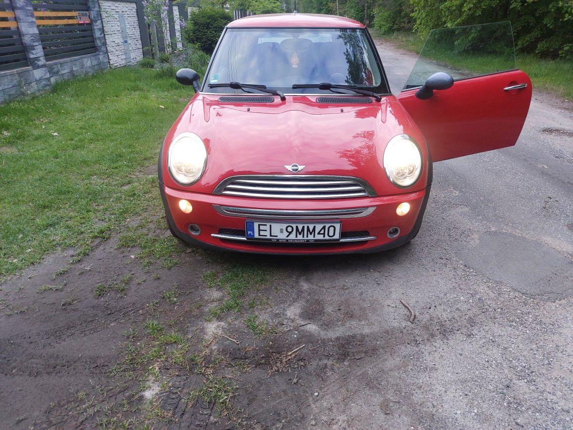 Mini tanio łódź 1.6 2005 r