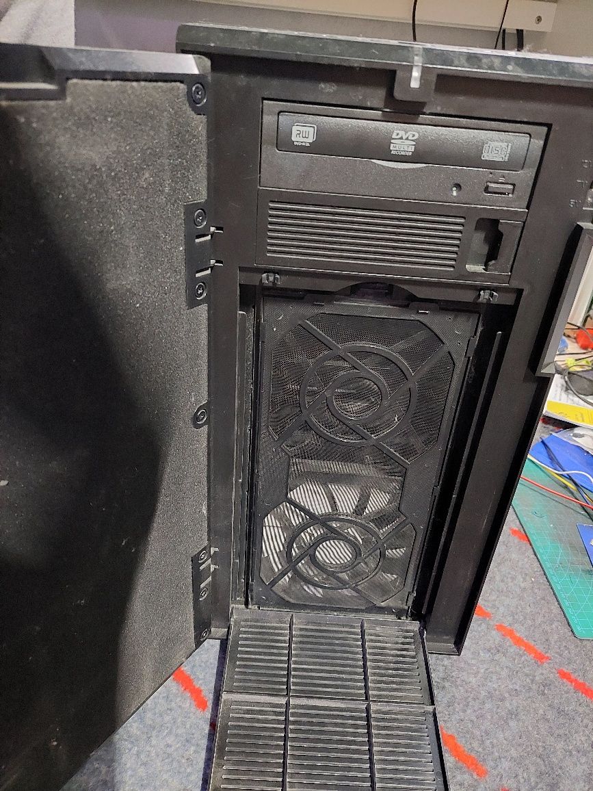Komputer stacjonarny AMD FX obudowa fractal design define r4