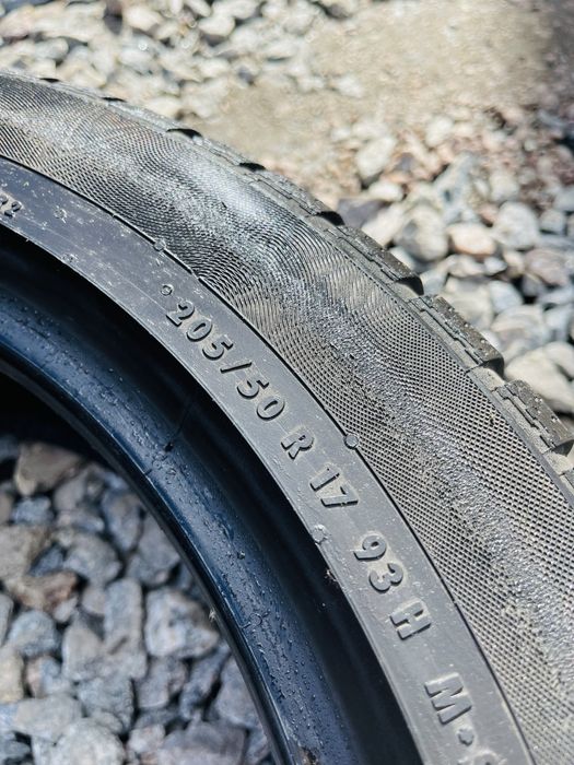 Одна зимняя шина Continental ContiWinterContact ts830 205/50/17 93H