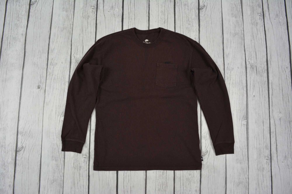 Nike NSW Max 90 Essentials Pocket Long-Sleeve Tee Rozmiar S