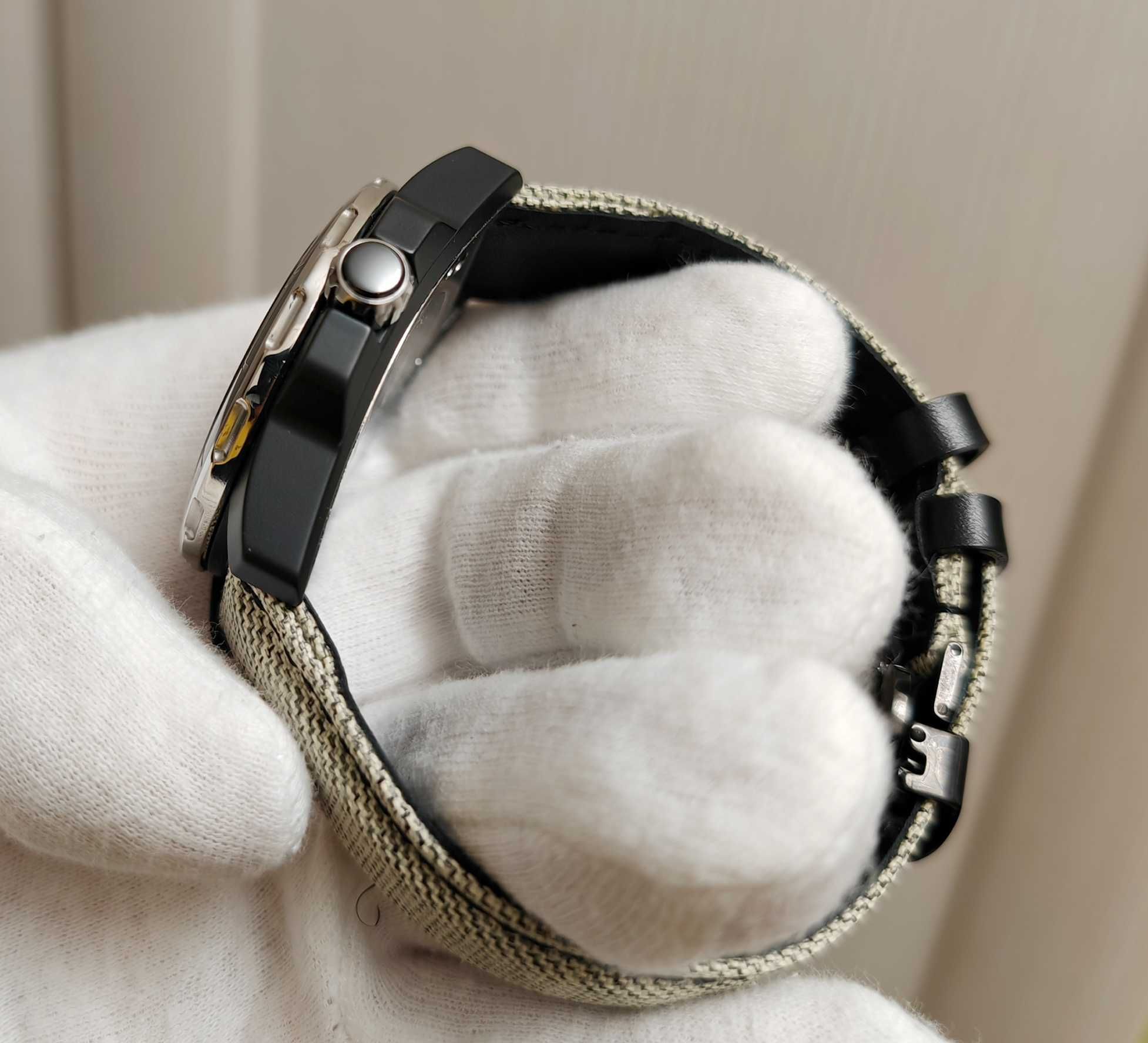 Чоловічий годинник CHANEL J12 Marine 300m 42mm H2558 Black Automatic