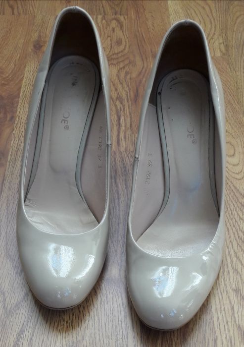 Sagan buty szpilki czółenka