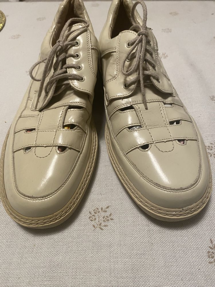 Buty meskie rozmiar 42.5  firmy Otmet