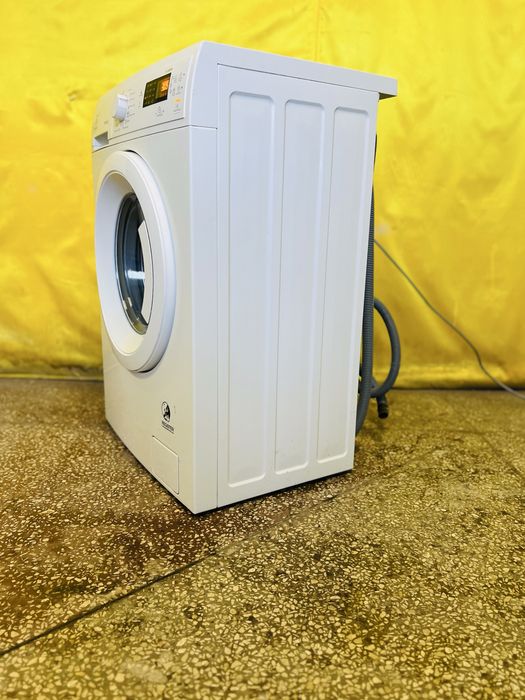 Стиральная машина Electrolux EWS1064EDW,6kg,Class A+