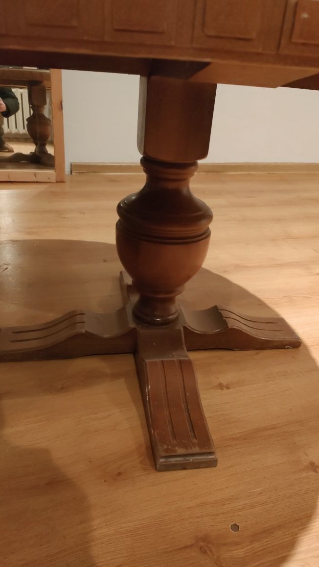 Okrągły stół marmur