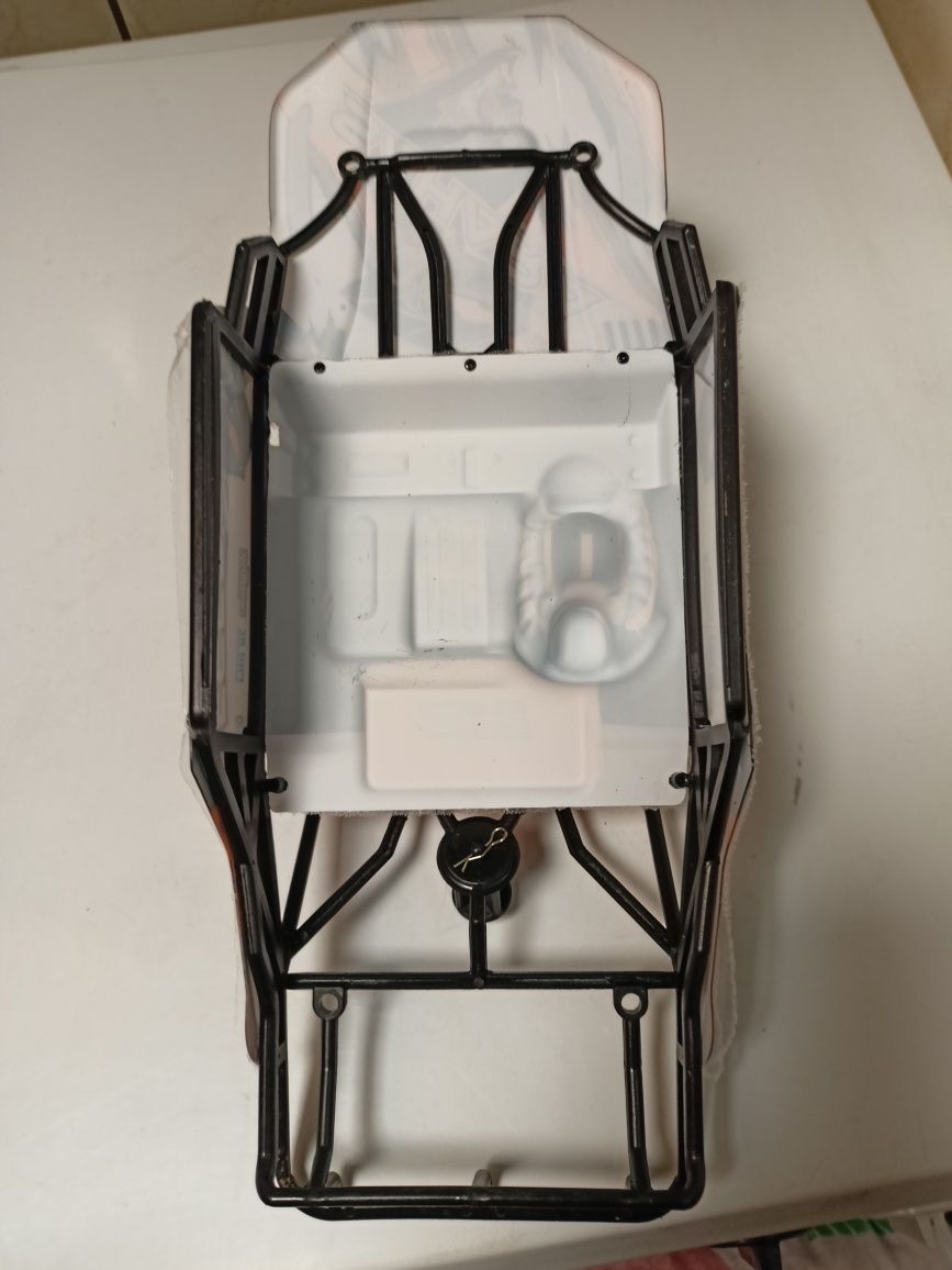Karoseria deerc 9203E modelu RC