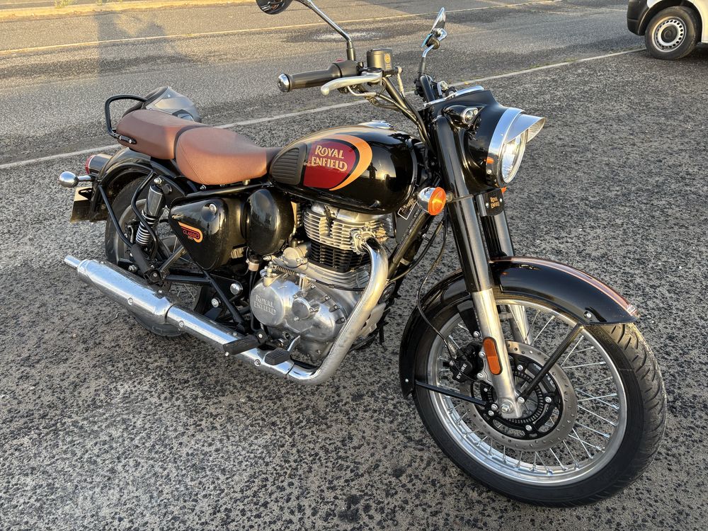 Reservada Classic 350 com 6 meses e 800 kms