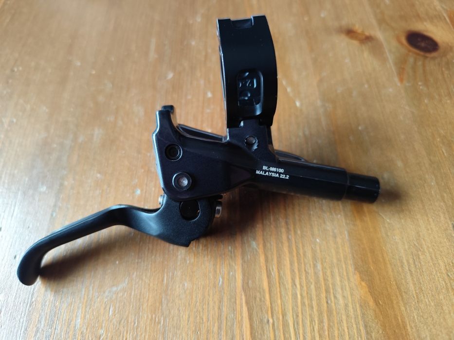 Klamki Shimano Deore M6100 lewa i prawa (komplet)