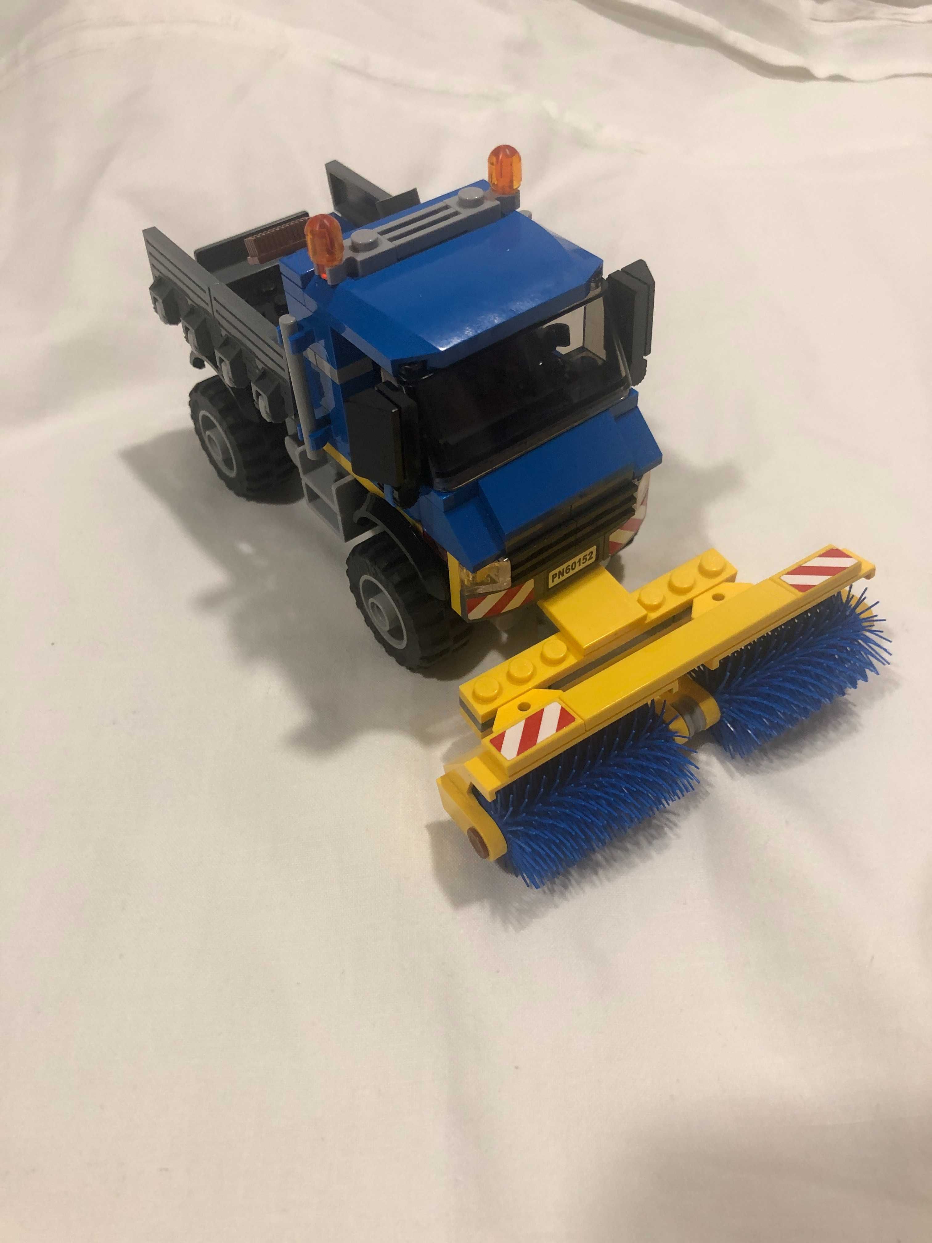 LEGO Sweeper e Escavador