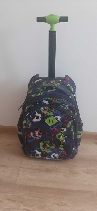 Plecak szkolny na kółkach