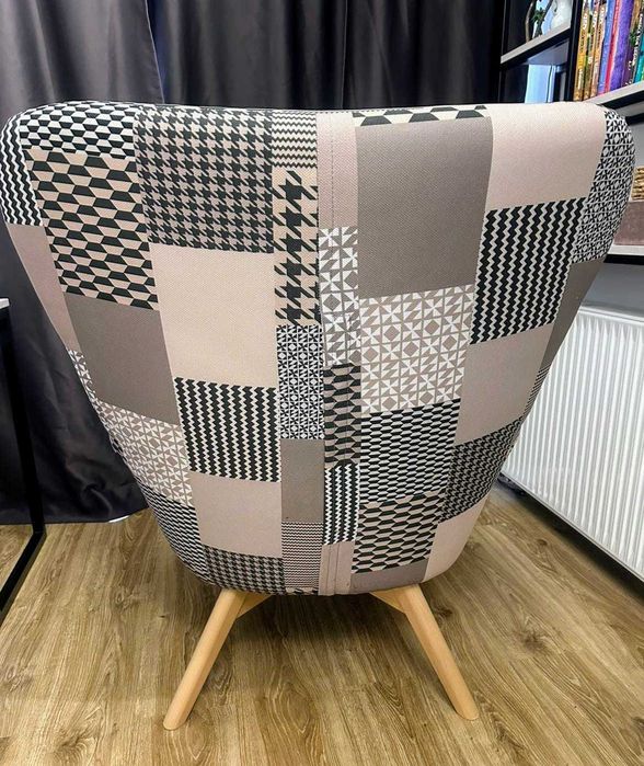 Zestaw 2 x fotel uszak patchwork na drewnianej nodze