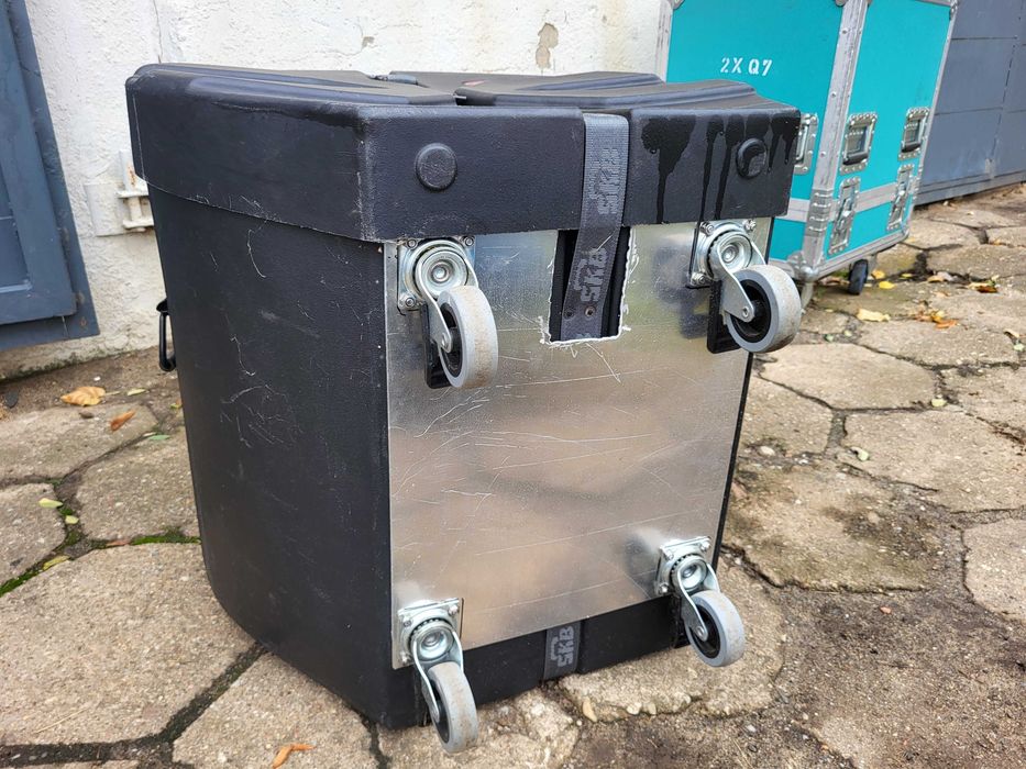 SKB 1SKB-D1824 Futerał na bęben basowy 18" x 24" Bass Drum Case