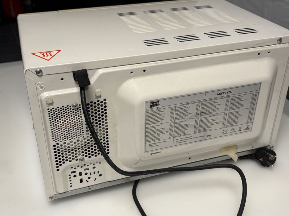 Microondas Fairline 700W