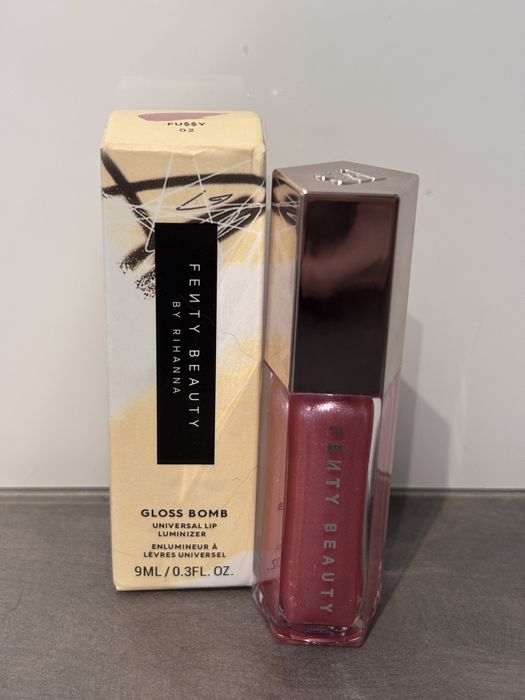 Błyszczyk Fenty Beauty gloss bomb