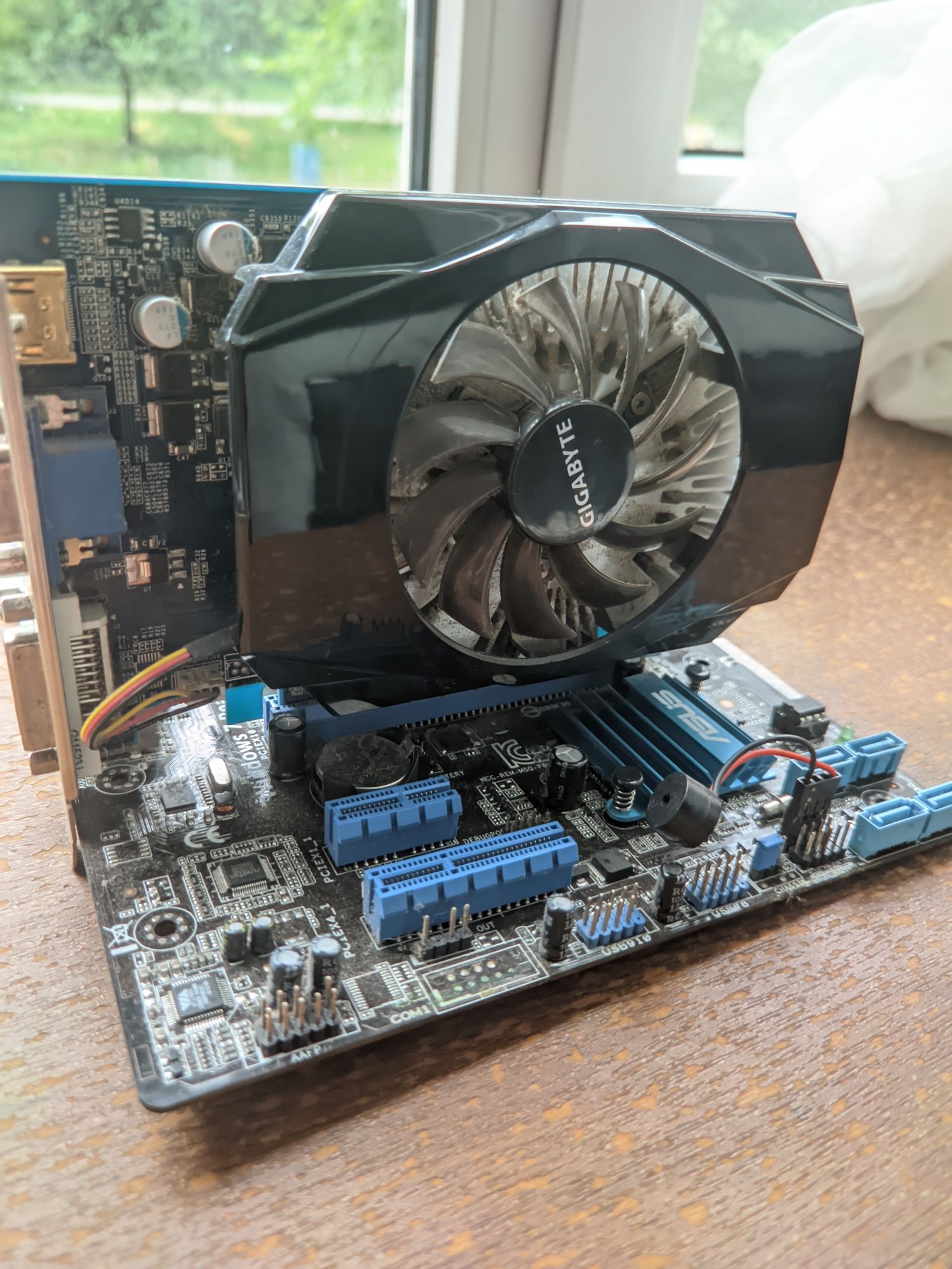 I3-2100 , DDR3-8GB відеокарта GT630