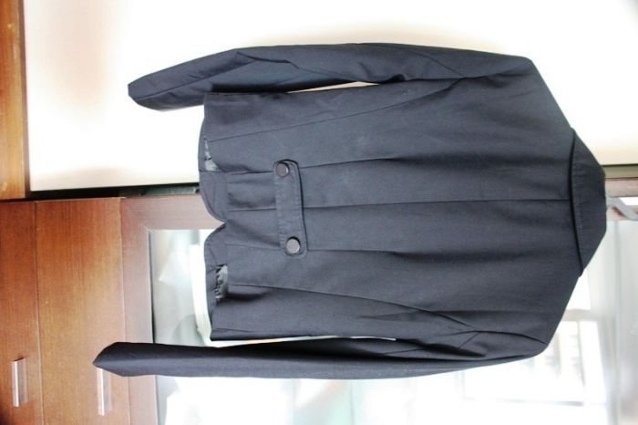 Black coat, second-hand, size XS64552057078403123