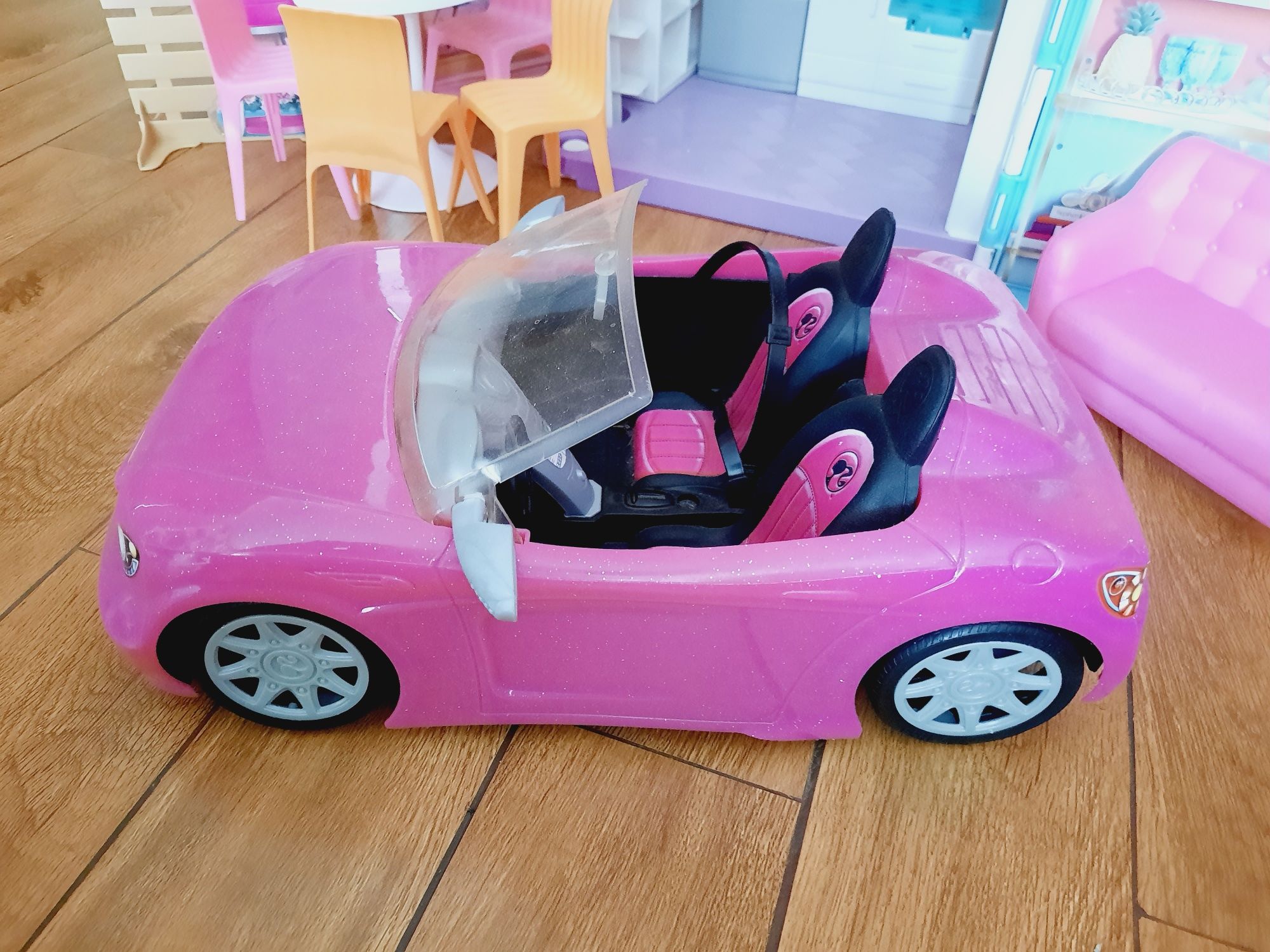 Casa Malibu e carro da Barbie
