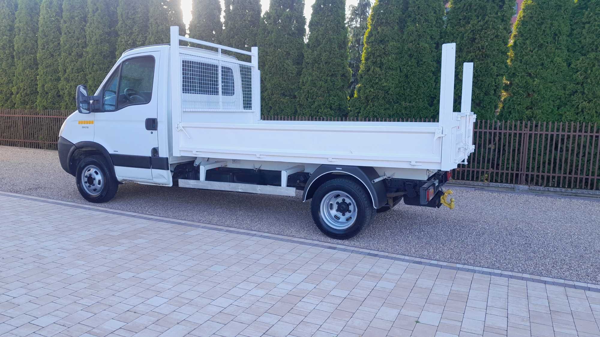 iveco daily kiper wywrot wywrotka 35c15 3,0 150Km hak 3,5 bez rdzy