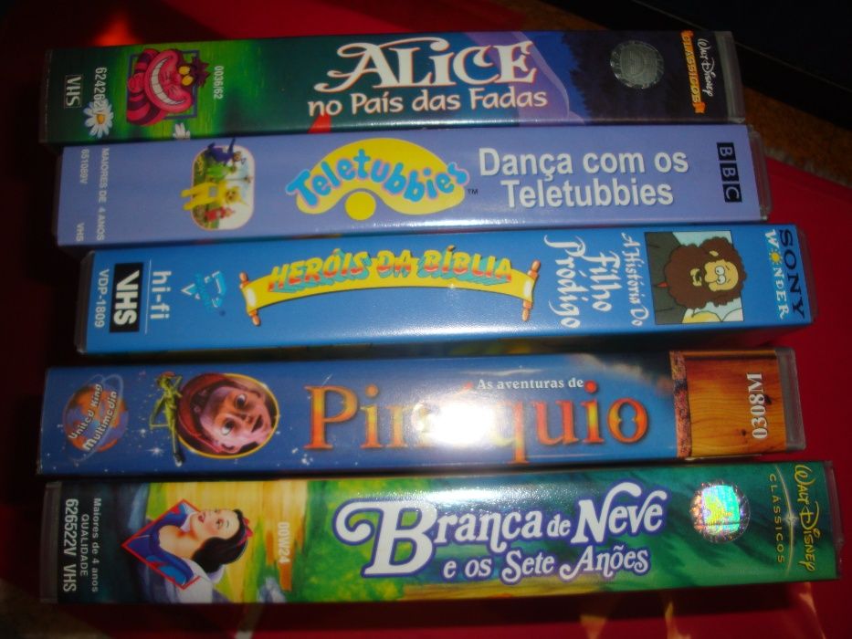 Cassetes vhs várias de desenhos animados