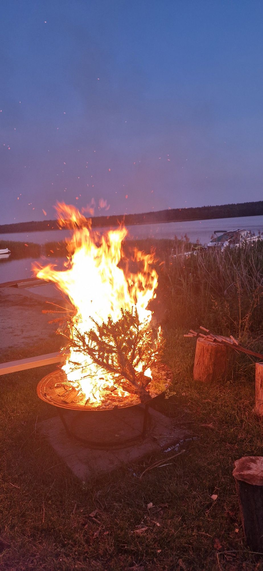 Domek Mikołajki z własną plażą, pomost, łódka Szary domek Mikołajki