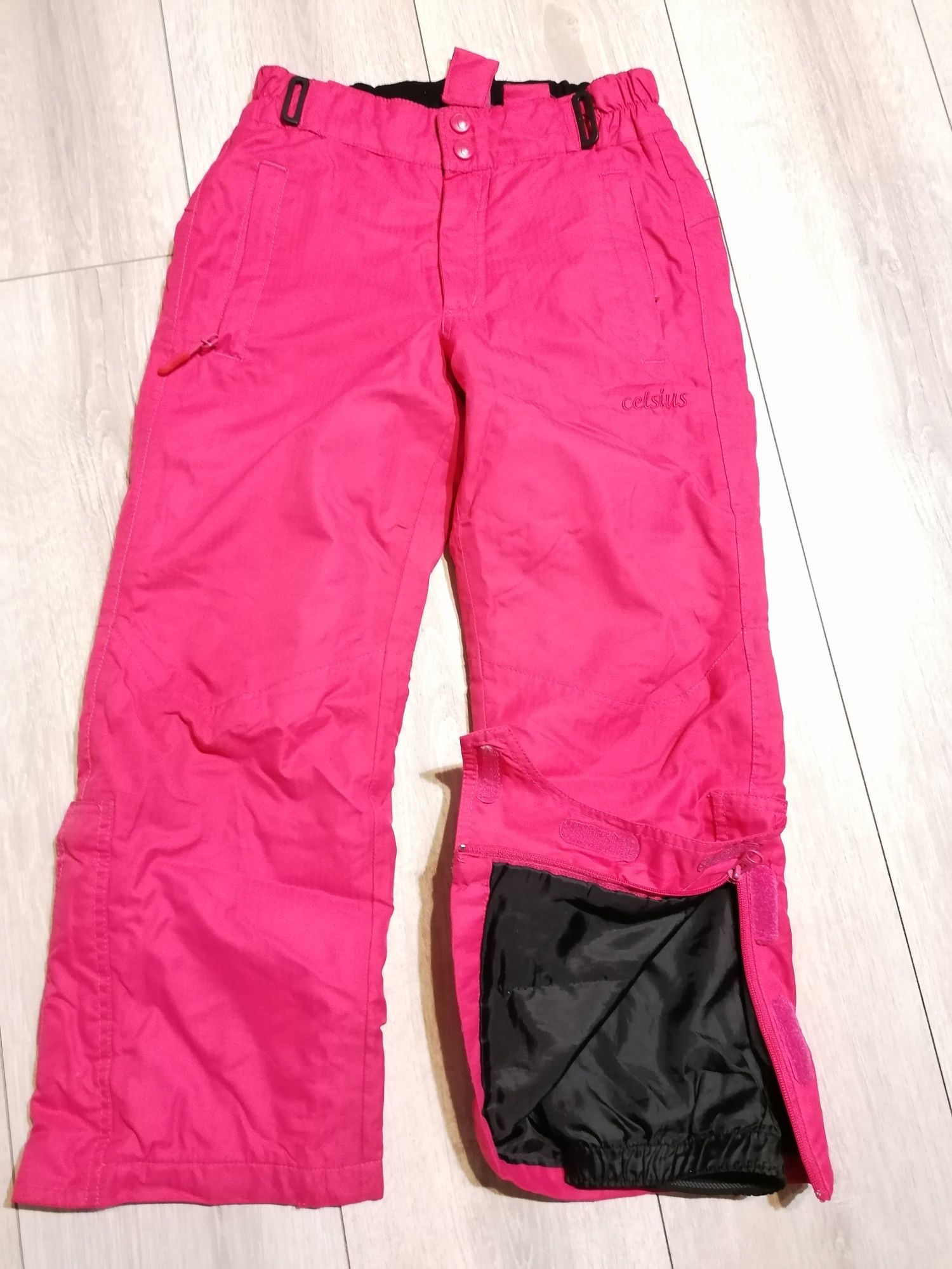 Zimowe spodnie kombinezonowe r. 128