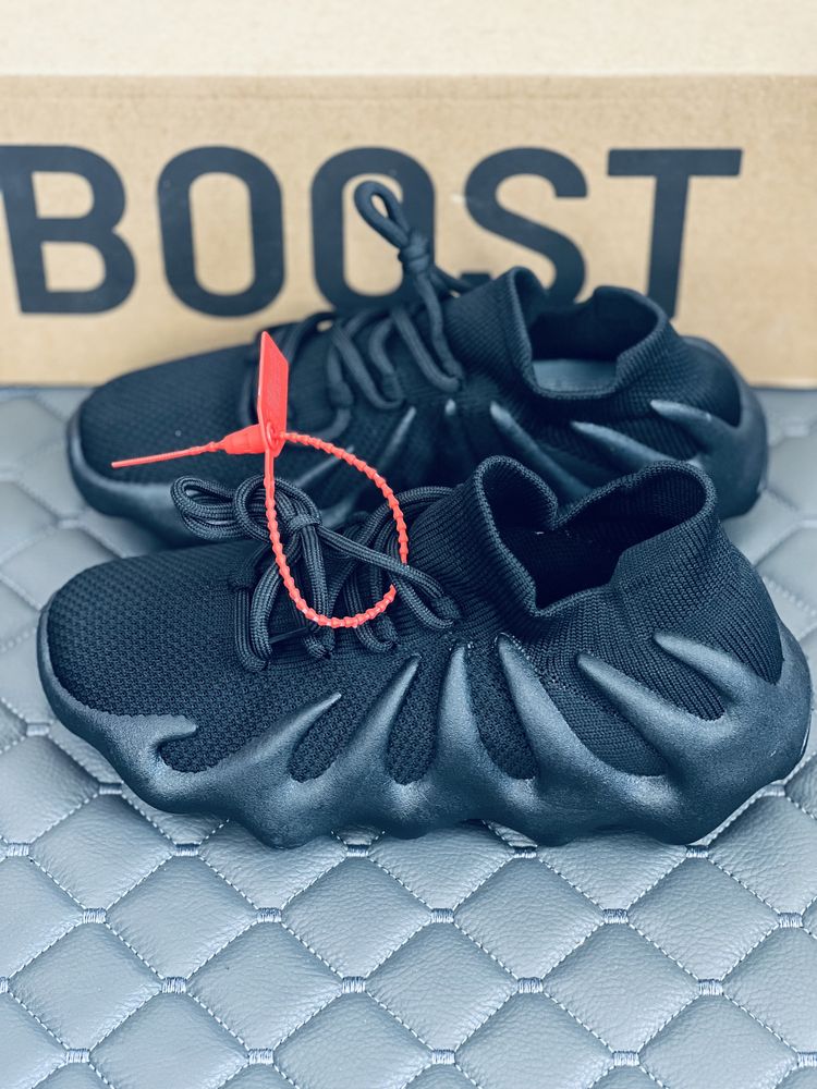 Yeezy Boost 450 black кроссовки женские Адидас Изи Буси 450 чёрные