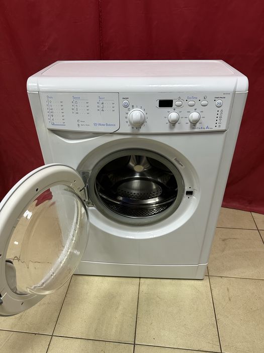 Стиральная машина Indesit IWUD 4105