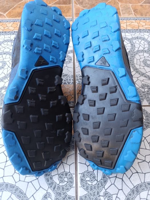 I cax 40р. Чоловічі трекінгові кросівки.