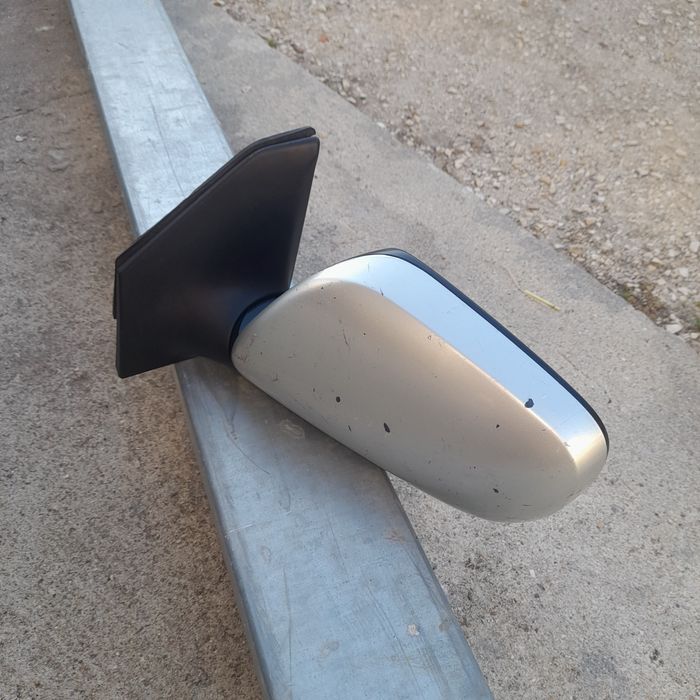 Espelho retrovisor Toyota Avensis esquerdo