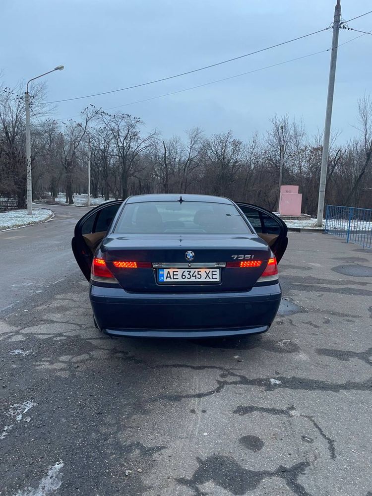 BMW 735 бмв е65. Е66