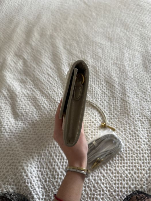 Золотий клатч сумка