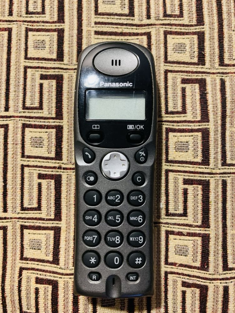 Радіотелефон Panasonic KX-TG1107UA без аккумуляторів