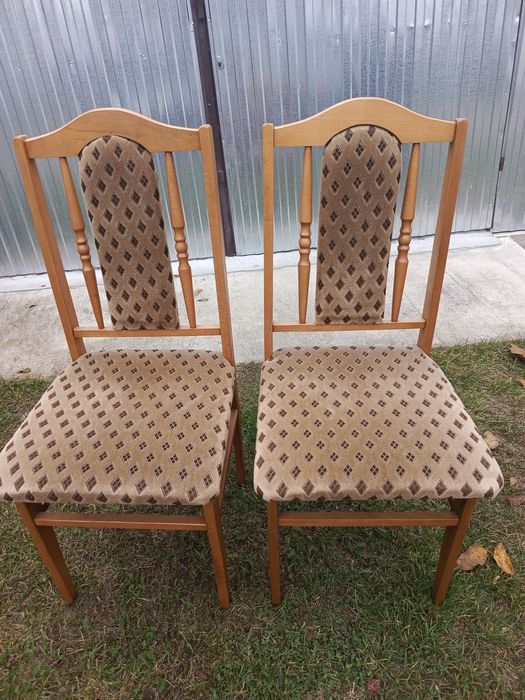 Sprzedam 10 sztuk krzeseł