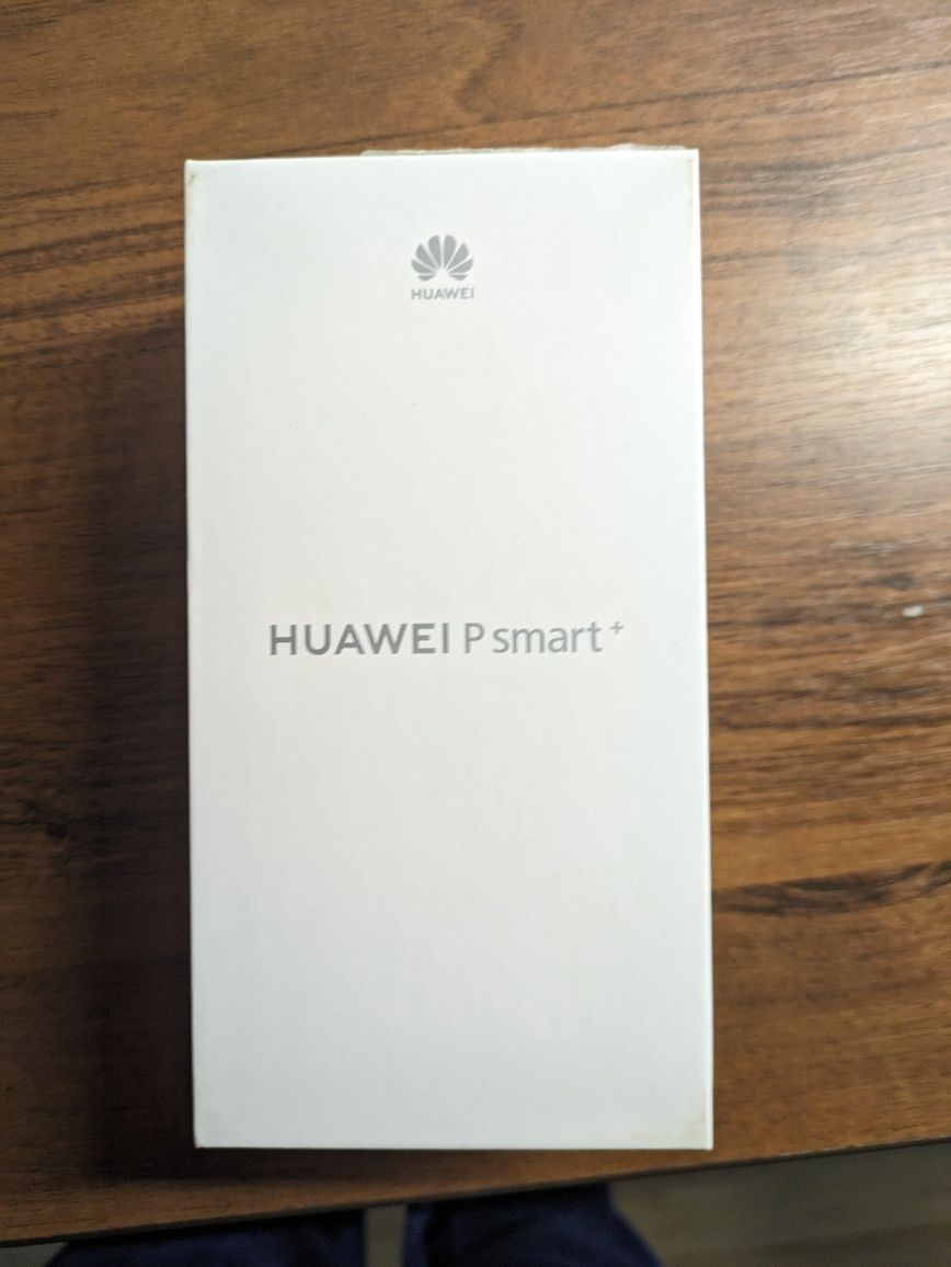 Смартфон HUAWEI P Smart+