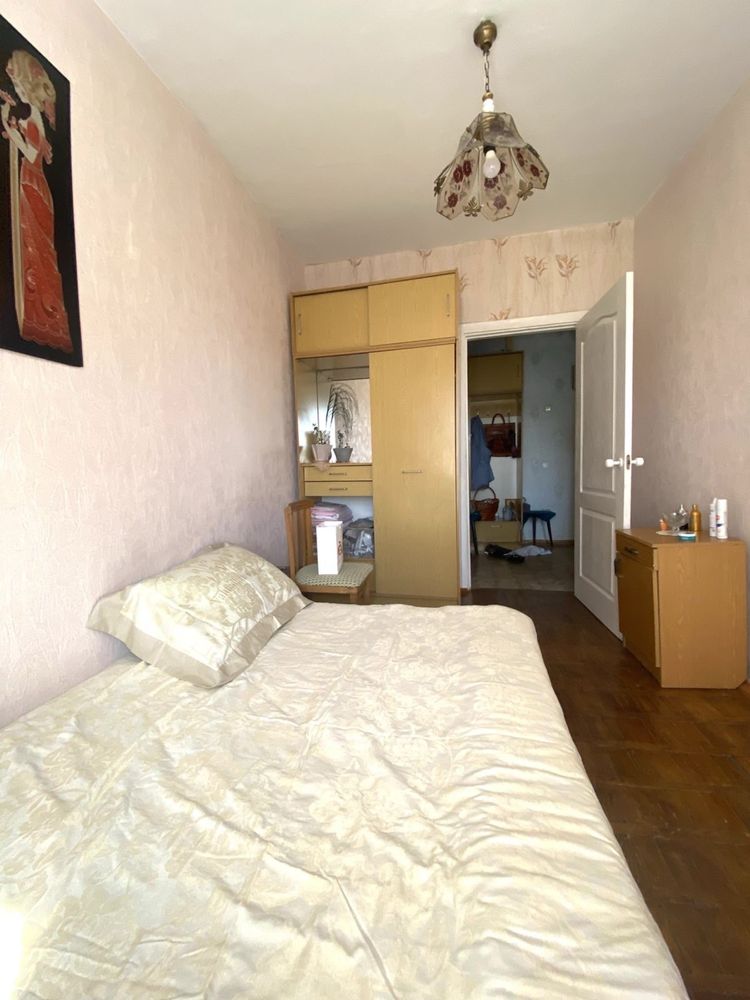 Продам 4-х кім. квартиру в центрі міста